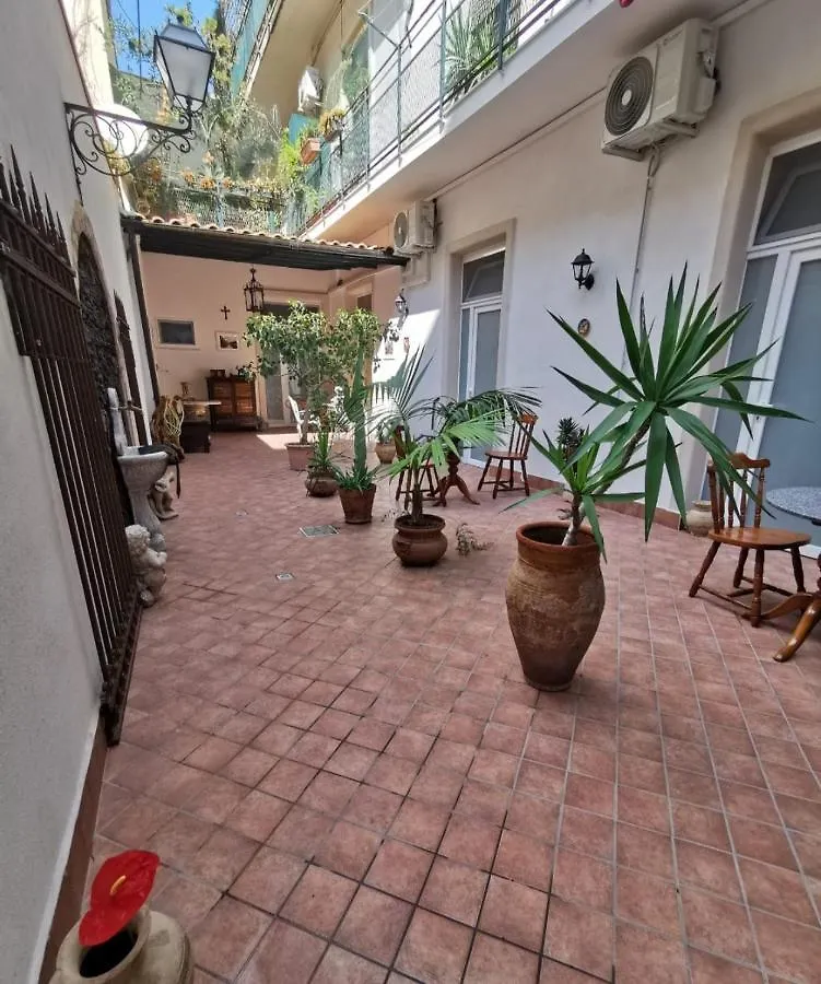 ** Bed & Breakfast Bed and Breakfast A casa di Amedeo Catania Italia